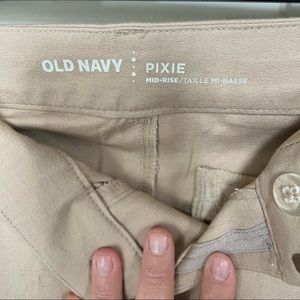 Old Navy Pixie Mid-Rise Ankle Pants in Beige